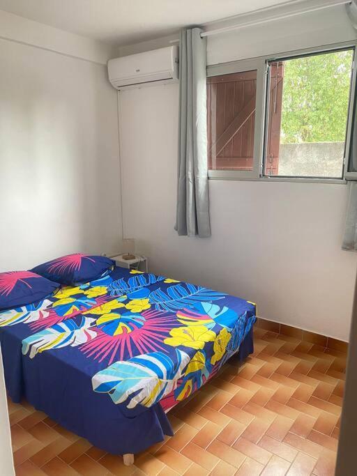 Appartement A Proximite De La Plage Du Bourg ! Sainte-Anne  Dış mekan fotoğraf